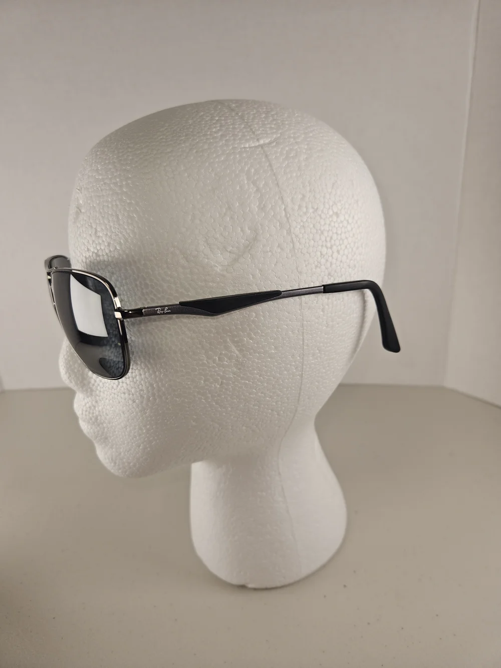 Ray-Ban RB3515 Classic Black Lens Sunglasses Like New